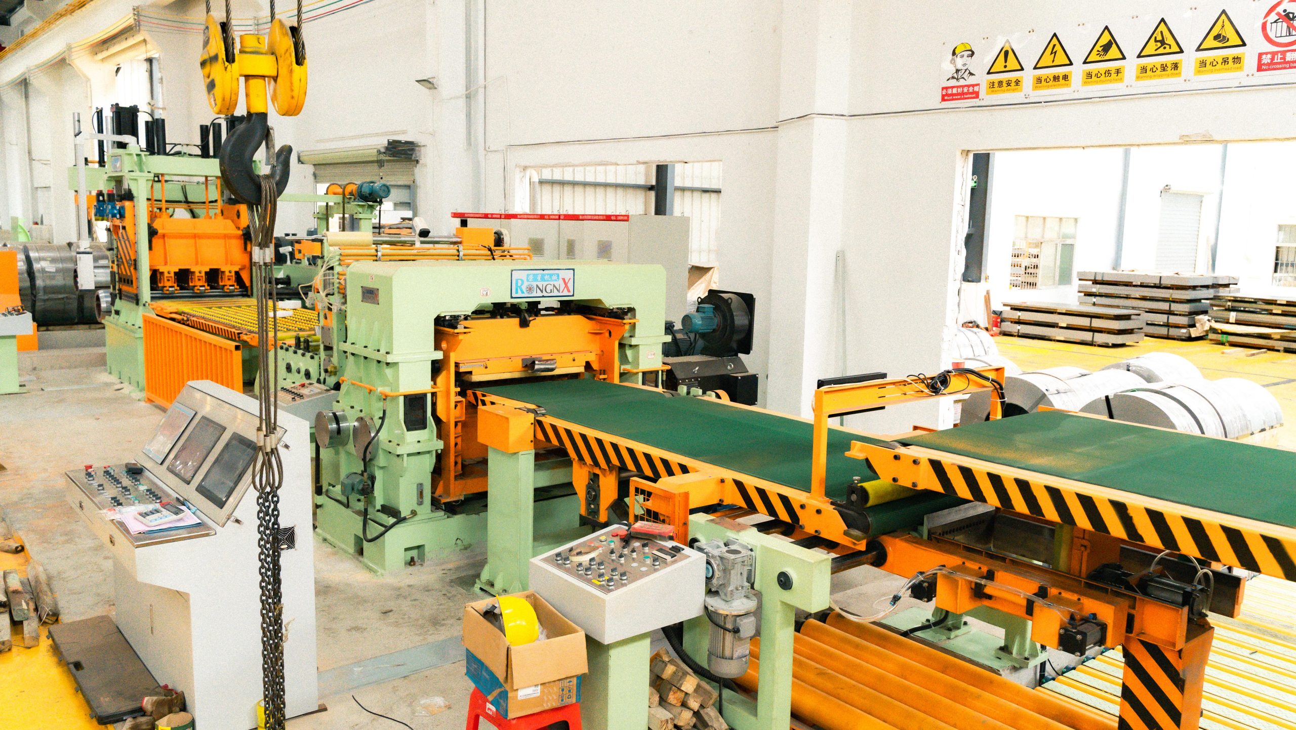 1650mm Flying Shear line conveyor and cutting section during factory preparation