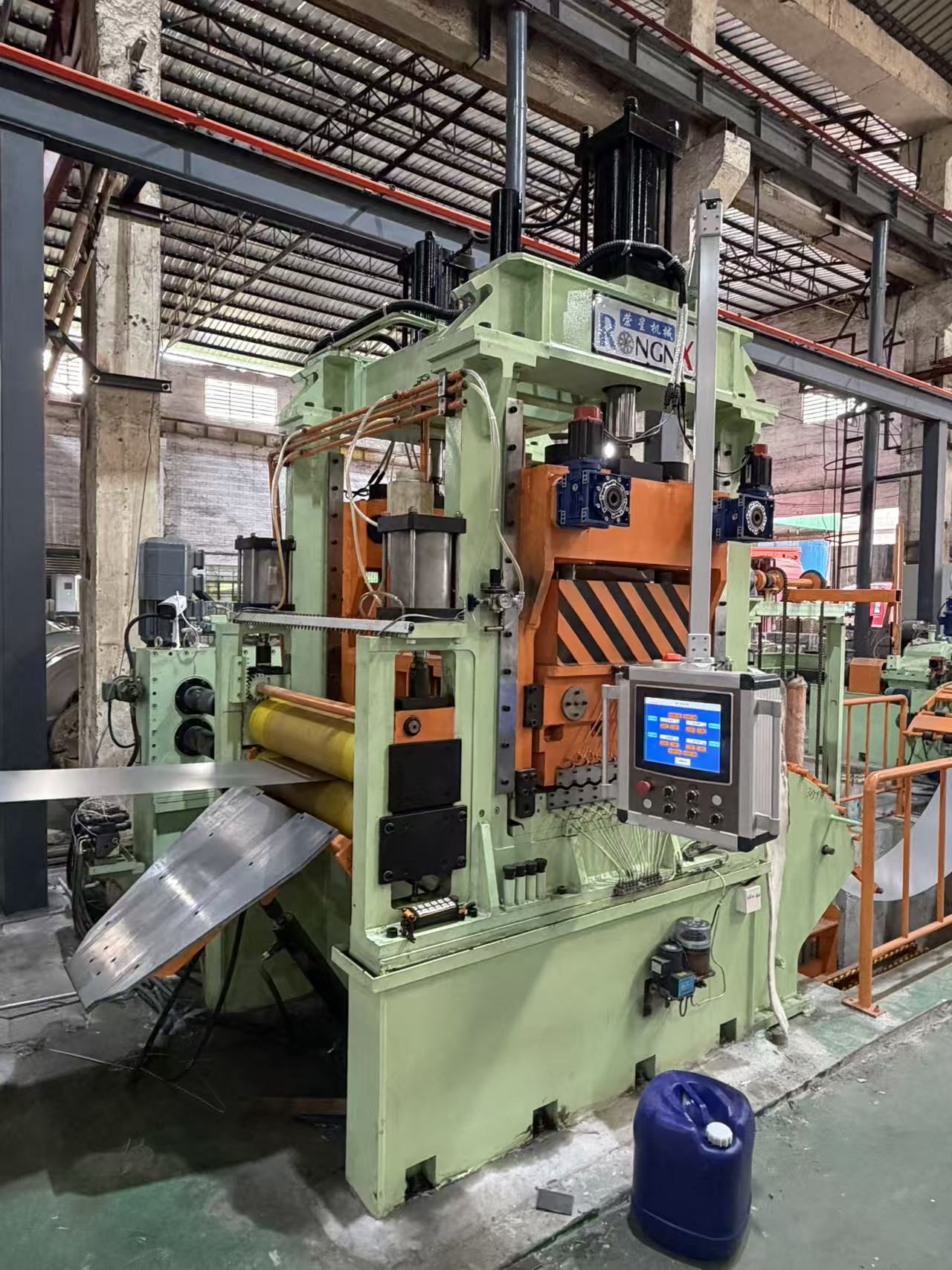 Leveling and control checks on an 850mm Flying Shear line