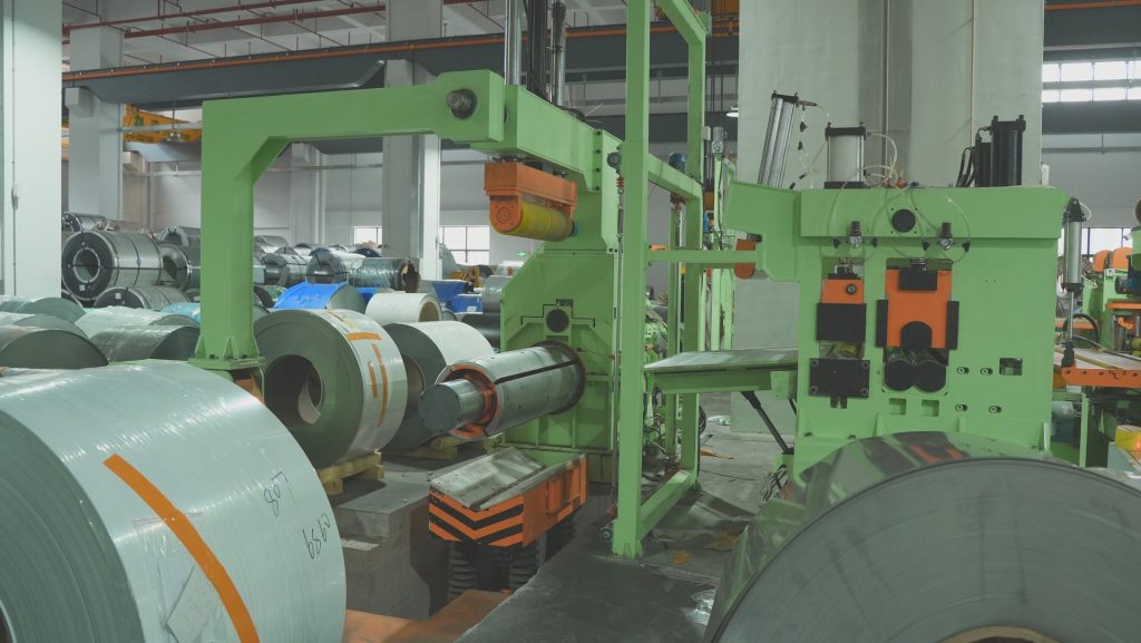 Coil loading and entry equipment